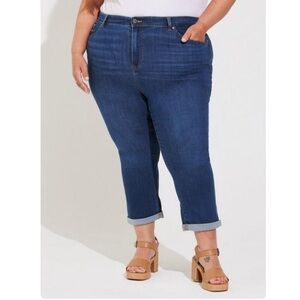 NWT TORRID Crop MidFit Skinny Super Soft Mid-Rise Jeans